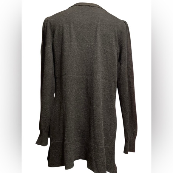 π Soft and lux Boston Proper sweater size medium π
BIN 29 - Picture 5 of 10